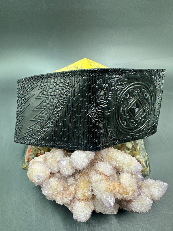 Lost Sailor Design-Bifold Wallet Grateful Bolts-Blk