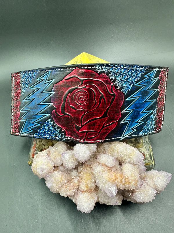 Lost Sailor Design-Bifold Wallet Rose-Bolt