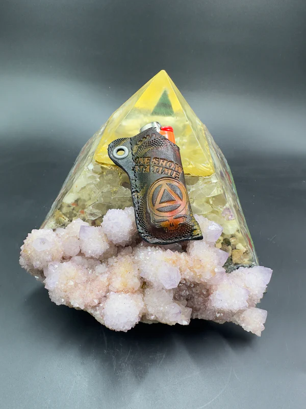 Lost Sailor Design-One Show At A Time Lighter Case